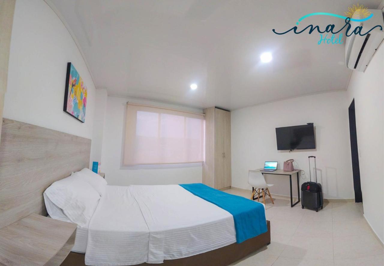 Hotel Inara 吉拉尔多特 外观 照片